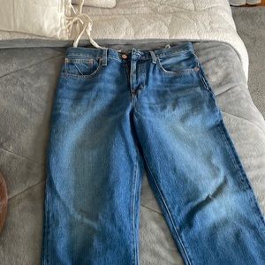 Jcrew slouchy boyfriend jeans size 28. NWOT